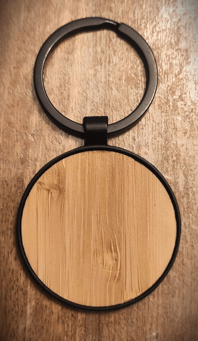 Porte clé personnalisable en bambou et métal noir