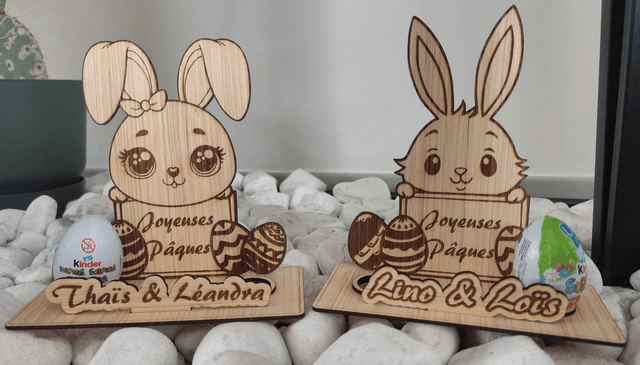 Lapin / Lapine de Pâques porte oeufs